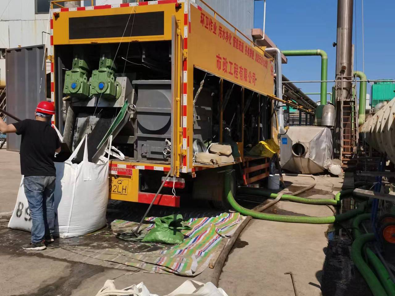 原平淤泥压干处理